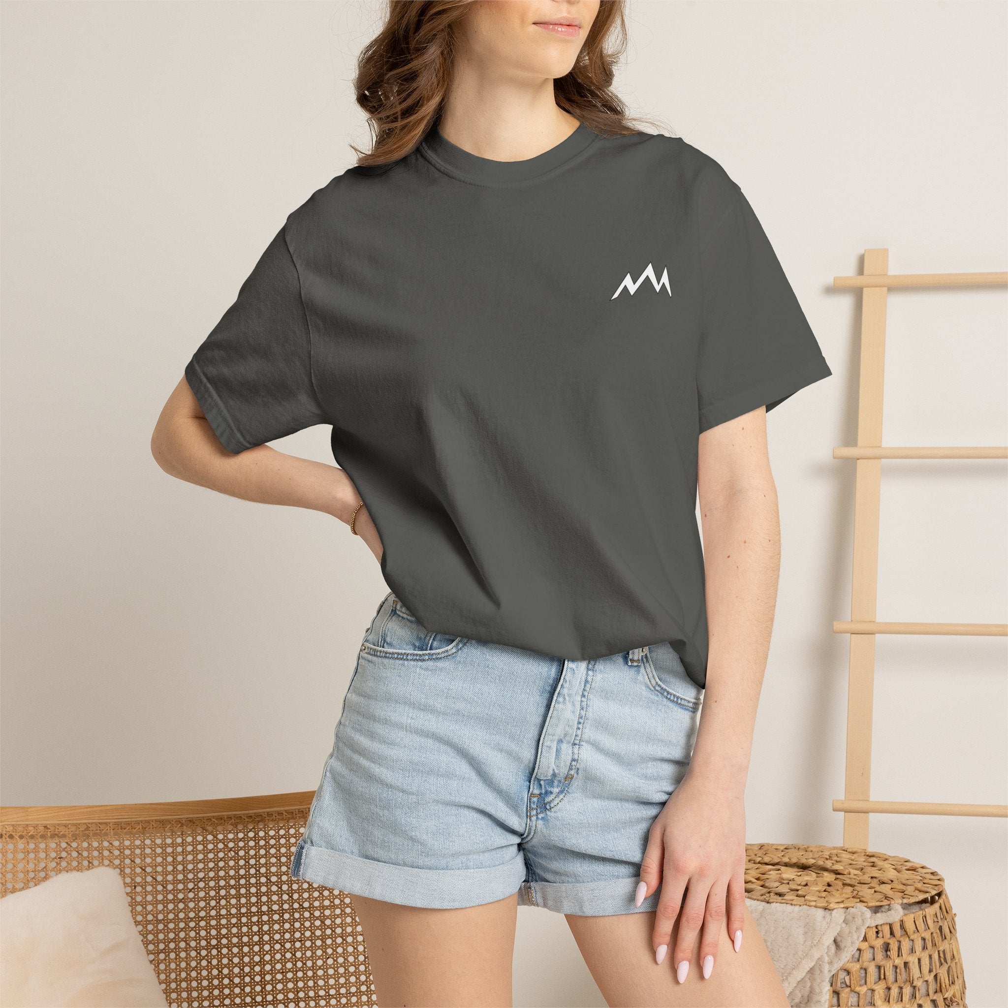 Mohon Mural Tee